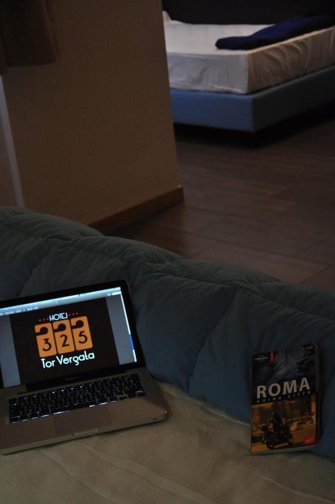 Hotel 325 Tor Vergata Róma Kültér fotó