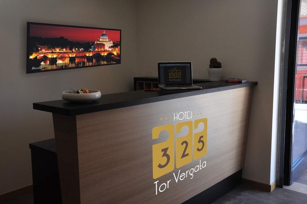 Hotel 325 Tor Vergata Róma Kültér fotó