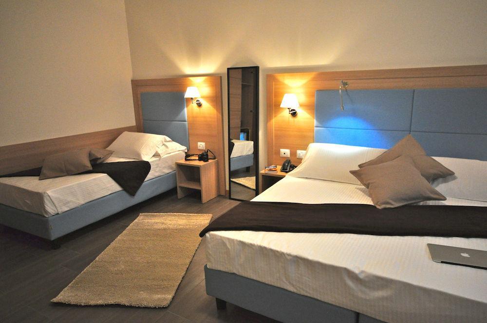 Hotel 325 Tor Vergata Róma Kültér fotó